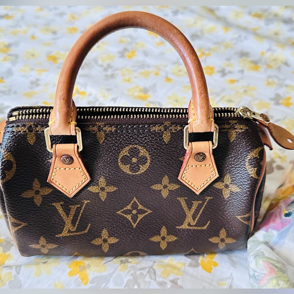 LOUIS VUITTON MONOGRAM NANO SPEEDY